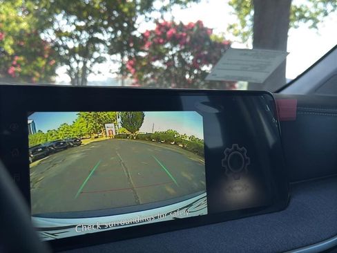 New 2025 Nissan Kicks SV image 23