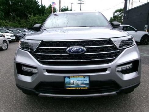 Certified 2023 Ford Explorer XLT w/ Equipment Group 202A AWD/4WD image 2