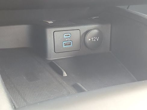Certified 2022 Ford Escape SEL w/ Technology Package FWD image 25