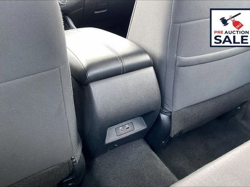 Used 2024 Nissan Altima 2.5 SV FWD image 33