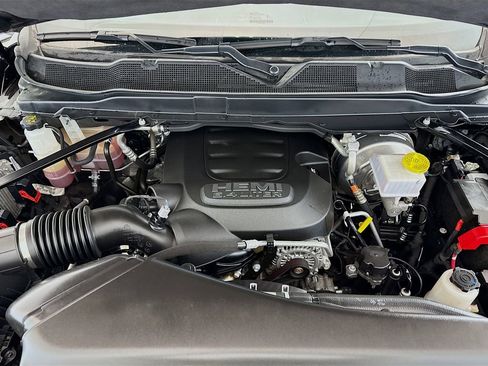 Used 2024 RAM 2500 Big Horn w/ Bed Utility Group image 28