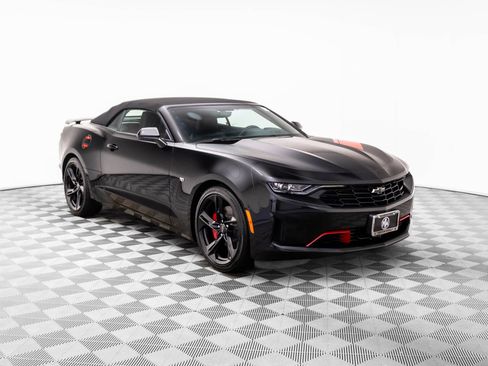 Used 2023 Chevrolet Camaro LT w/ RS Package image 8