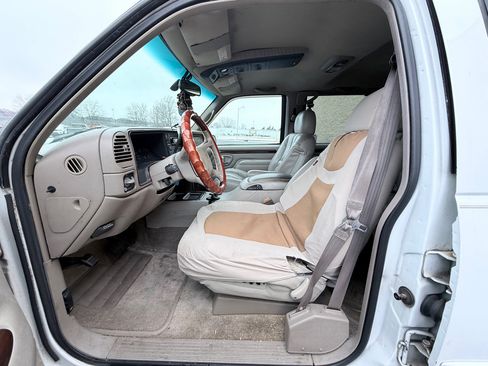 Used 1999 Cadillac Escalade 4WD image 10