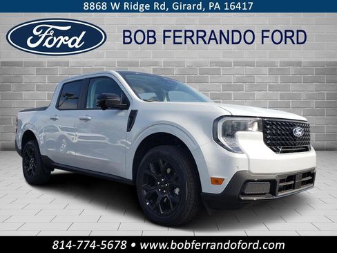 New 2026 Ford Maverick Lariat w/ Black Appearance Package AWD/4WD image 1