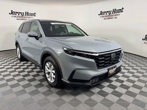 Used 2026 Honda CR-V LX image 5