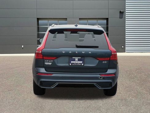 Certified 2025 Volvo XC60 B5 Plus image 6