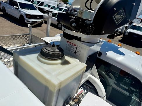 Used 2015 Ford F450 XL image 21