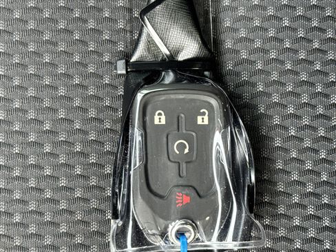 Used 2022 GMC Terrain SLE w/ Driver Convenience Package FWD image 34
