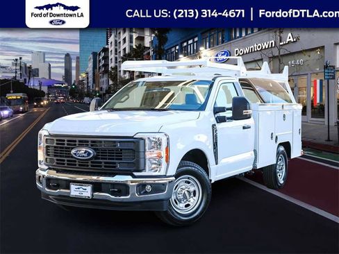 New 2026 Ford F250 XL w/ XL Chrome Package image 1