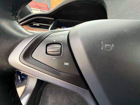 Used 2020 Tesla Model S AWD image 23