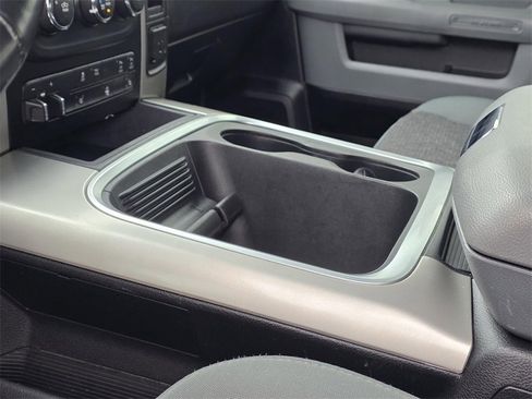 Used 2018 RAM 3500 Big Horn image 17