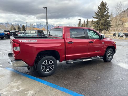 Used 2018 Toyota Tundra SR5 image 10