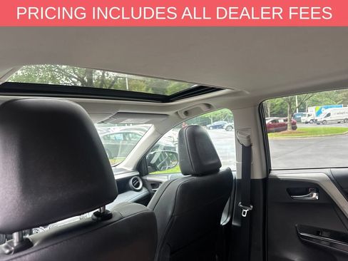Used 2016 Toyota RAV4 Limited FWD image 9