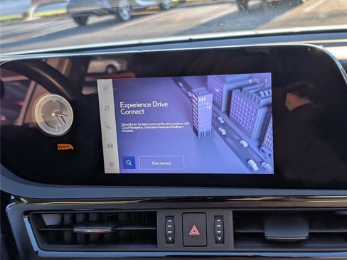 Certified 2023 Lexus ES 350 w/ Premium Package image 25