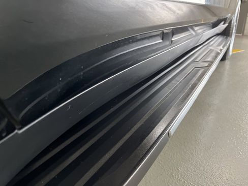 Used 2022 Chevrolet Suburban LT image 5