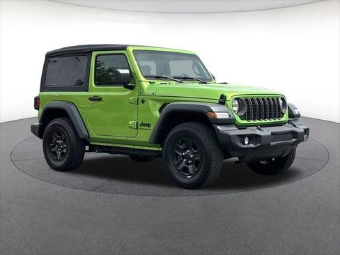 Certified 2025 Jeep Wrangler Sport AWD/4WD image 8