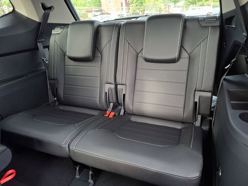 New 2026 Volkswagen Atlas SEL AWD/4WD image 7