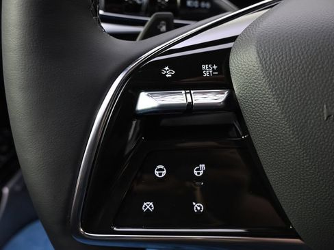New 2026 Cadillac Lyriq Premium Sport w/ LPO, Floor Liner Package AWD/4WD image 33