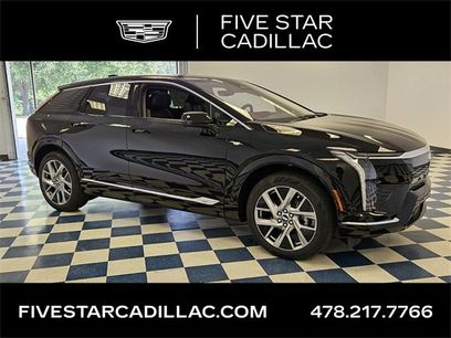 New 2025 Cadillac Optiq Luxury 1