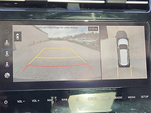 Certified 2023 Hyundai Tucson Limited w/ Cargo Package image 21