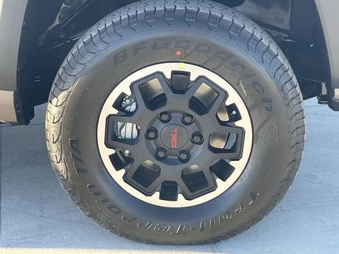 New 2026 Toyota Tacoma TRD Off-Road image 9
