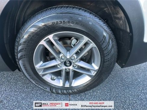 Used 2018 Hyundai Santa Fe Sport image 18