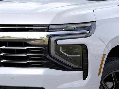 New 2026 Chevrolet Suburban LT w/ Comfort Package image 10