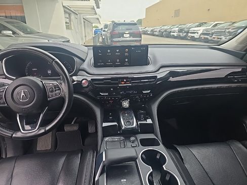 Used 2022 Acura MDX SH-AWD w/ Advance Package image 11