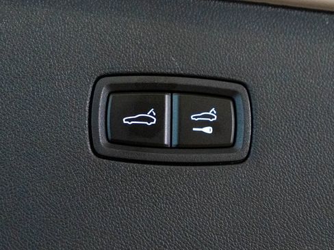 New 2025 Porsche Cayenne Coupe image 41