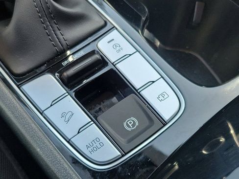 Certified 2023 Hyundai Tucson SE FWD image 28