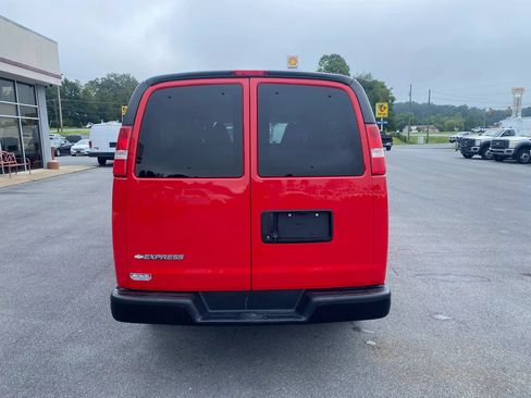 Used 2019 Chevrolet Express 3500 LS RWD image 6