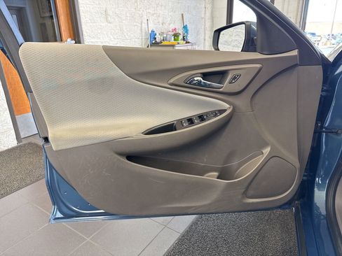 Used 2024 Chevrolet Malibu LS w/ Driver Confidence Package image 31