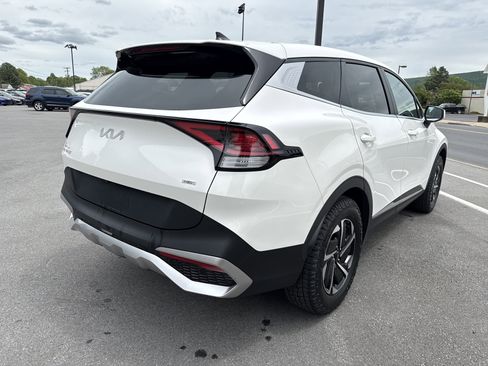 Certified 2023 Kia Sportage LX AWD/4WD image 3