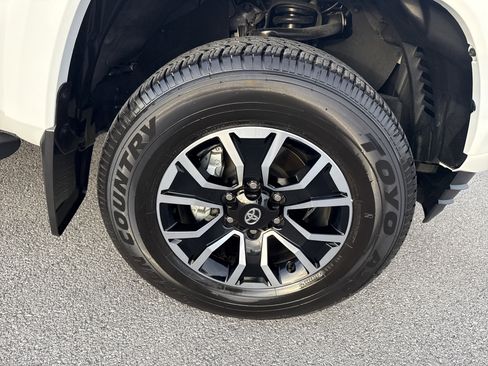 Certified 2023 Toyota Tacoma TRD Sport image 9