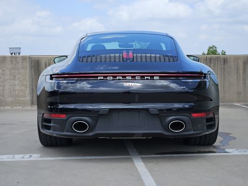 Certified 2024 Porsche 911 Carrera RWD image 7