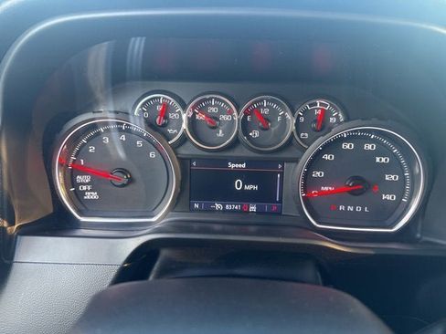 Used 2020 Chevrolet Silverado 1500 LT w/ Convenience Package image 18