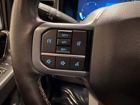 Used 2025 Ford F250 Lariat w/ Black Appearance Package AWD/4WD image 35