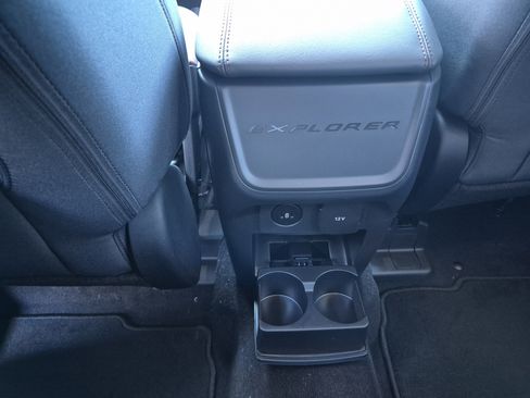 New 2026 Ford Explorer Active image 18