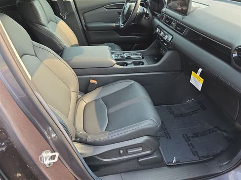 Certified 2026 Honda Pilot EX-L image 10