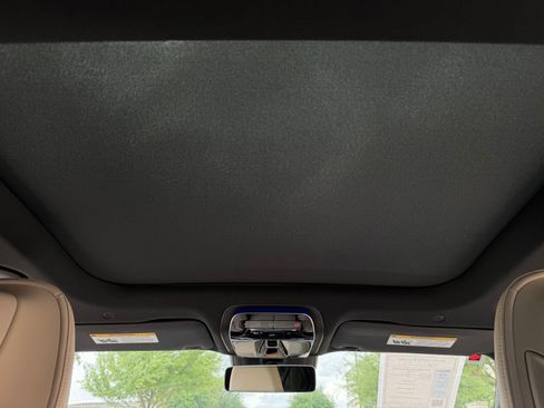 Certified 2022 Mercedes-Benz C 300 Sedan image 4