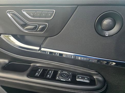 Certified 2023 Lincoln Corsair Reserve w/ Equipment Group 202A image 23