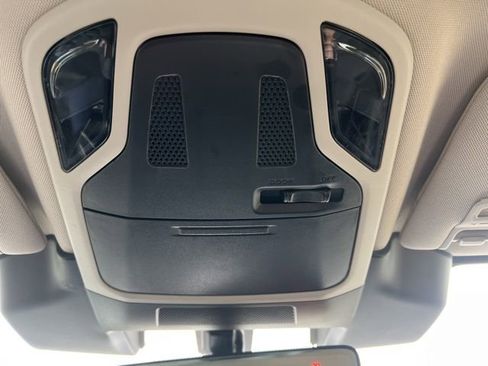 Used 2025 Subaru Outback image 15