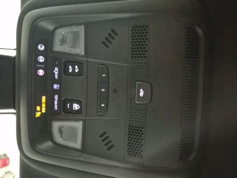 Certified 2025 Cadillac XT6 Premium Luxury image 39