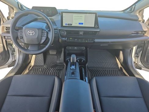 Certified 2025 Toyota Prius Limited image 9