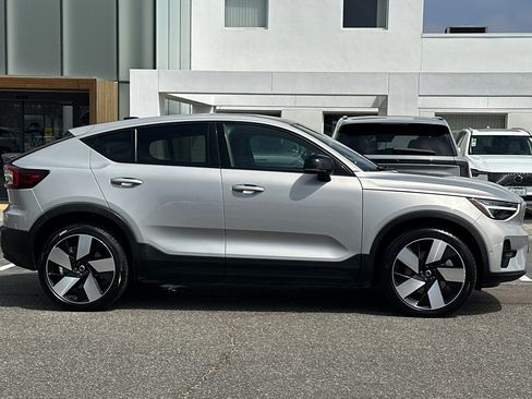 Certified 2023 Volvo C40 P8 Recharge Ultimate w/ Protection Package Premier AWD/4WD image 3