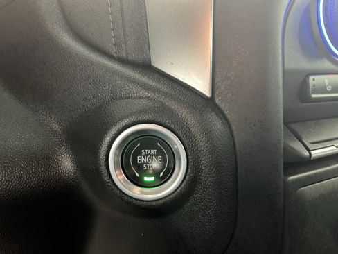 Used 2022 Chevrolet Silverado 1500 RST image 19