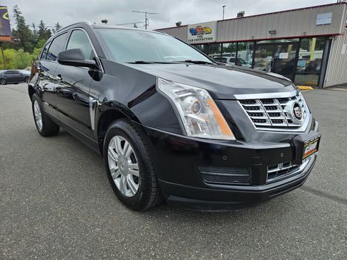 Used 2015 Cadillac SRX Luxury w/ Driver Awareness Package FWD image 3