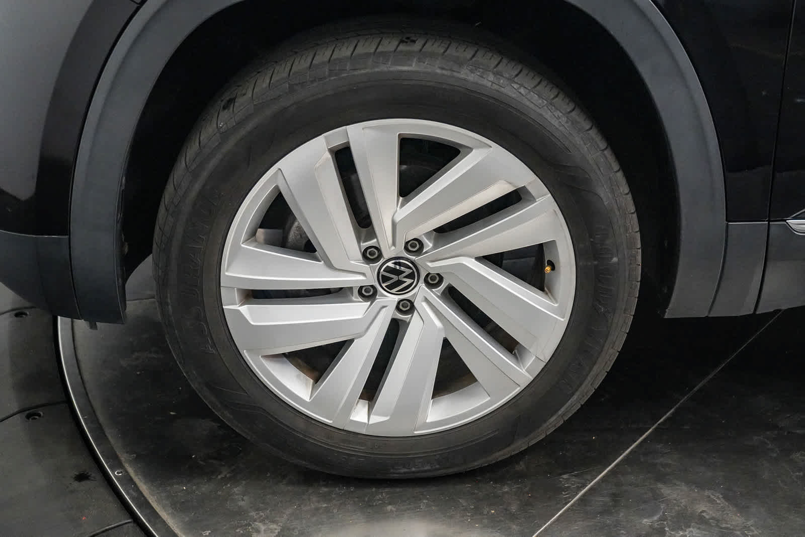Used 2021 Volkswagen Atlas SEL FWD image 11