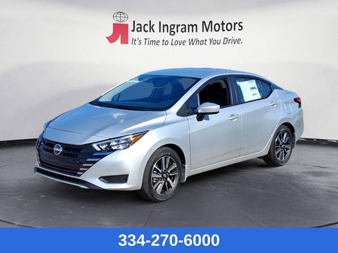 New 2025 Nissan Versa SV w/ Trunk Package image 1