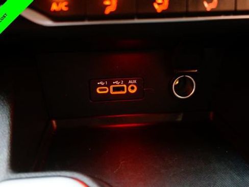 Certified 2022 Nissan Sentra SV FWD image 18